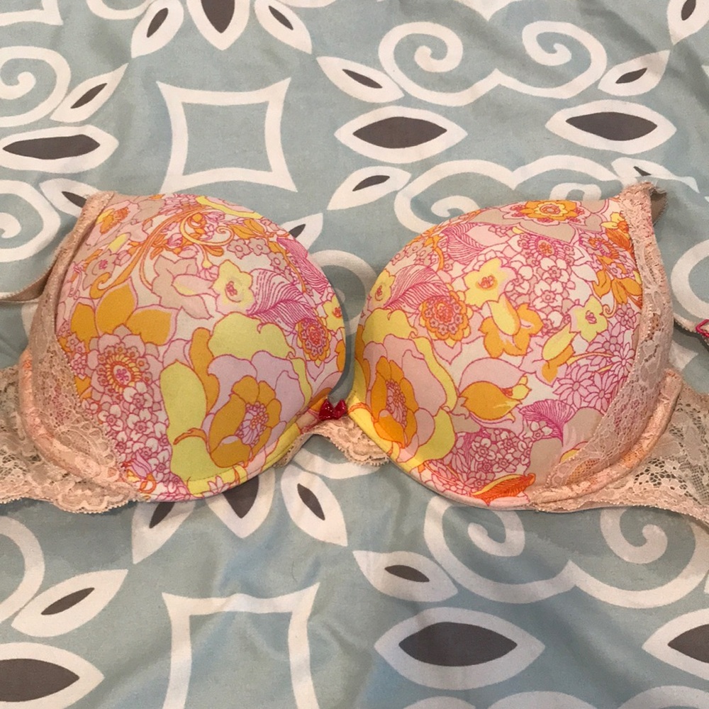2/$7 💗 VS Dream Angels Push-up Bra